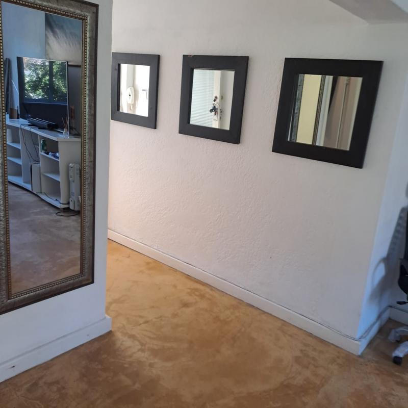 1 Bedroom Property for Sale in Green Point Western Cape